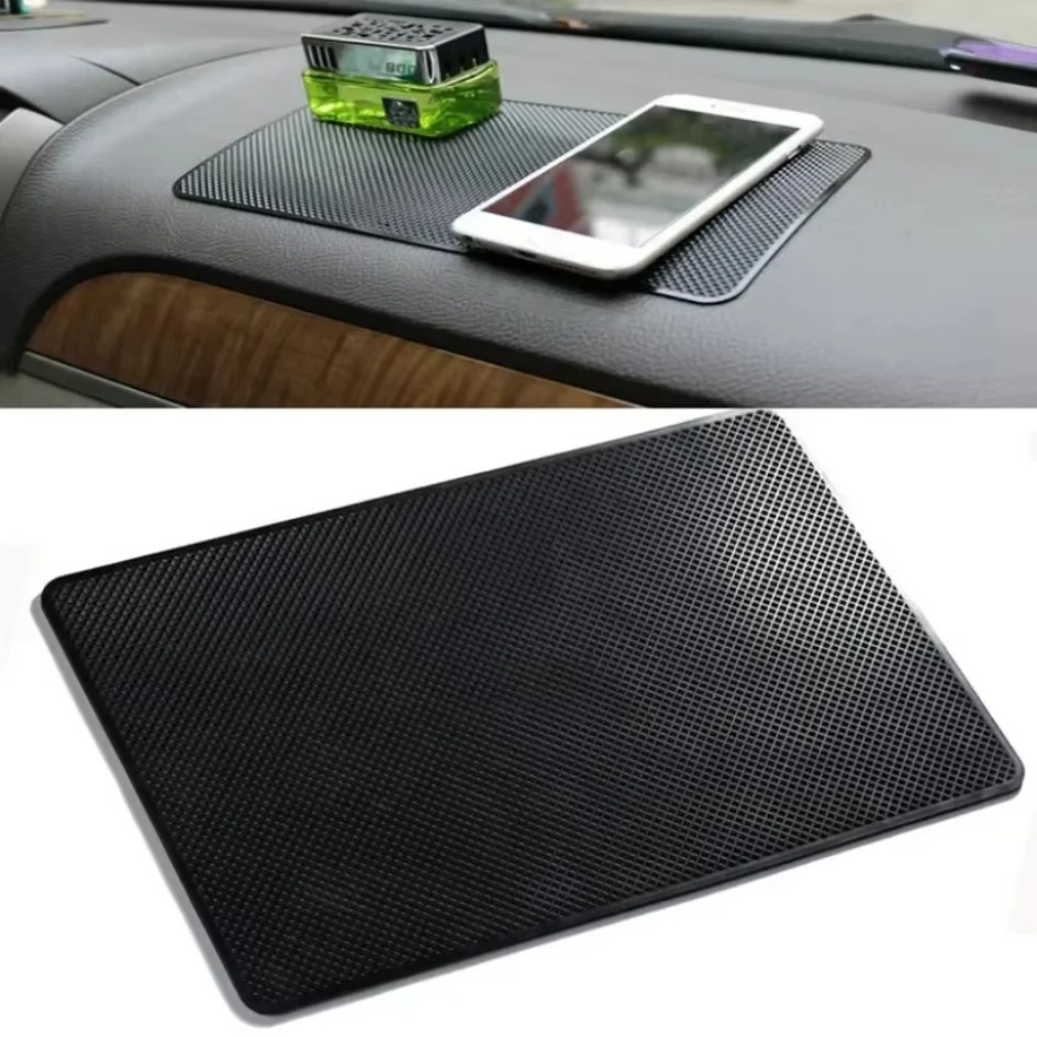 Car Anti-Slip Dashboard Mat - حصيرة مضادة للانزلاق من البي في