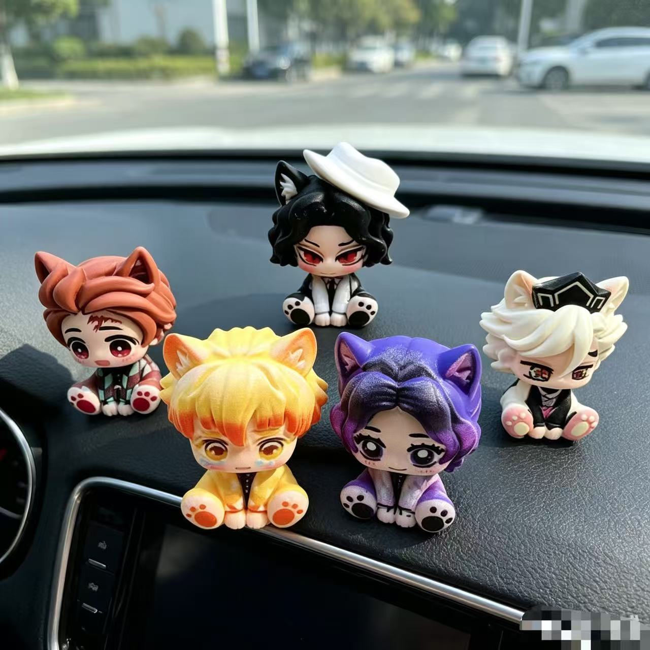 تمثال صغير لشخصية قاتل الشياطي - مراجعة Car Accessories Cute وسعره